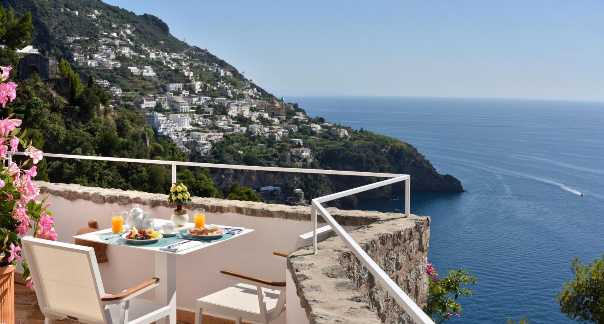 Hotel Piccolo Sant'Andrea Praiano Exterior photo